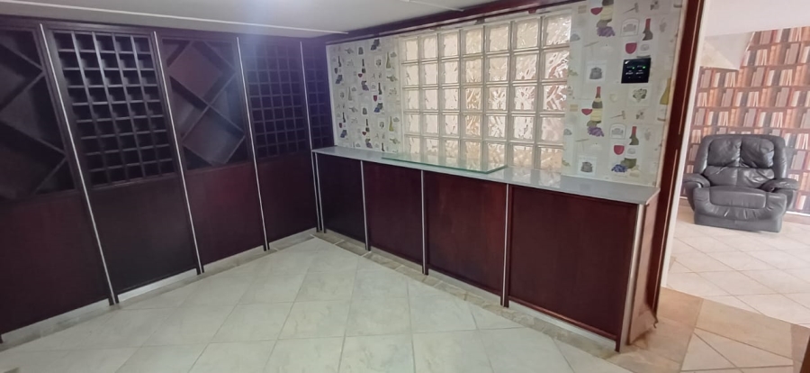 3 Bedroom Property for Sale in Nahoon Valley Park Eastern Cape